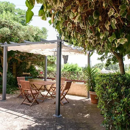 Holiday home Trullo La Lavanda *